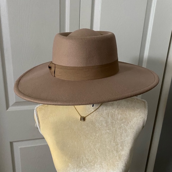 New Broad Brim Fedora Hat - Picture 4 of 8